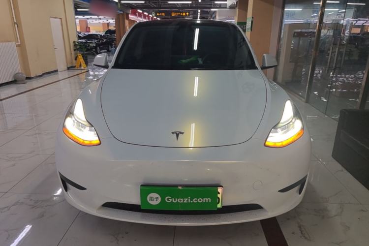 Used Tesla Model Y 2024 Rear-Wheel-Drive Version Front