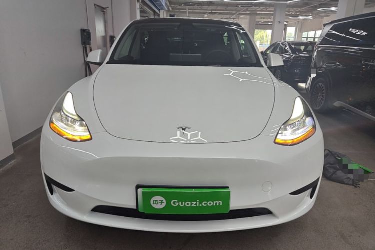 Used Tesla Model Y 2024 Rear-Wheel-Drive Version Front