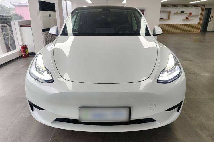 Used Tesla Model Y 2024 Rear-Wheel-Drive Version Front