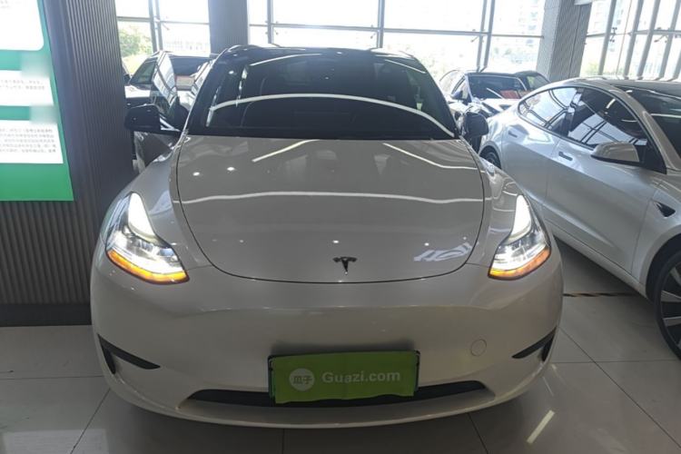 Used Tesla Model Y 2024 Rear-Wheel-Drive Version Front