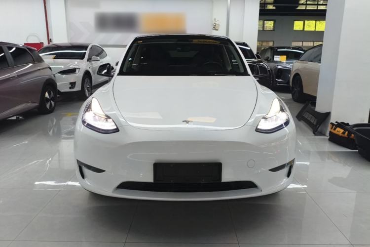 Used Tesla Model Y 2024 Long-Range All-Wheel-Drive Version Front