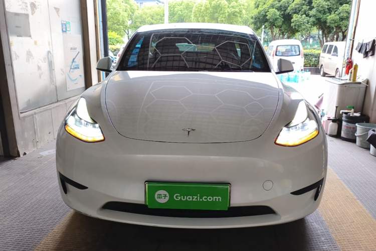 Used Tesla Model Y 2024 Rear-Wheel-Drive Version Front