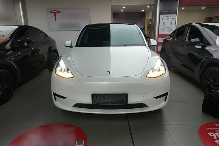 Used Tesla Model Y 2024 Rear-Wheel-Drive Version Front