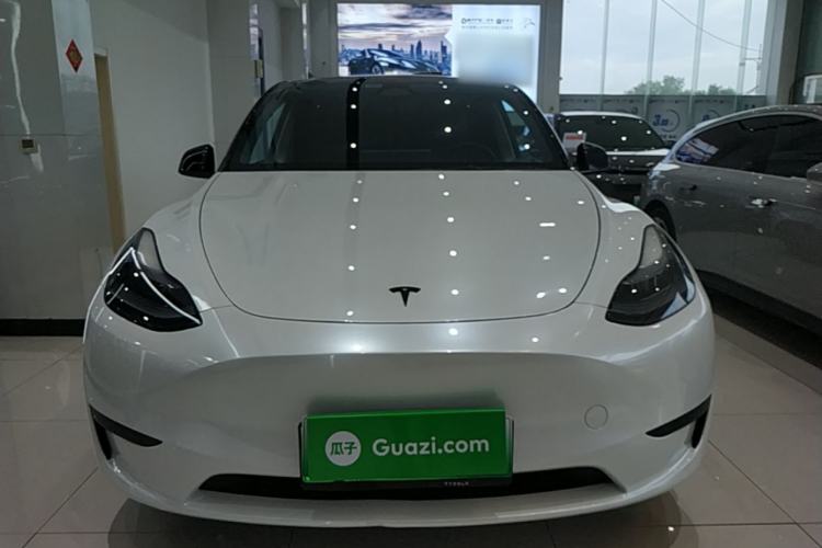 Used Tesla Model Y 2024 Rear-Wheel-Drive Version Front
