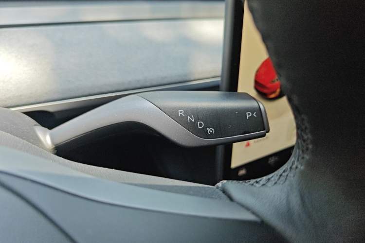 Used Tesla Model Y 2024 Rear-Wheel-Drive Version Gear Lever
