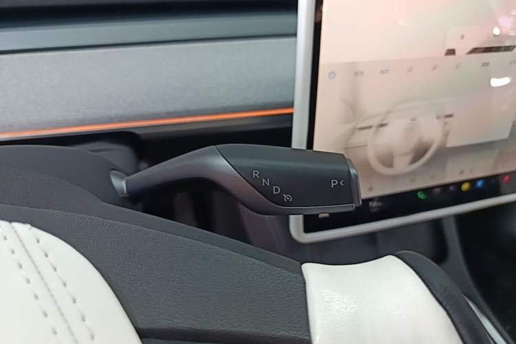 Used Tesla Model Y 2024 Rear-Wheel-Drive Version Gear Lever