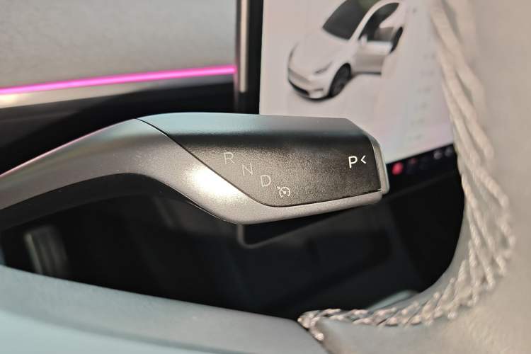 Used Tesla Model Y 2024 Rear-Wheel-Drive Version Gear Lever