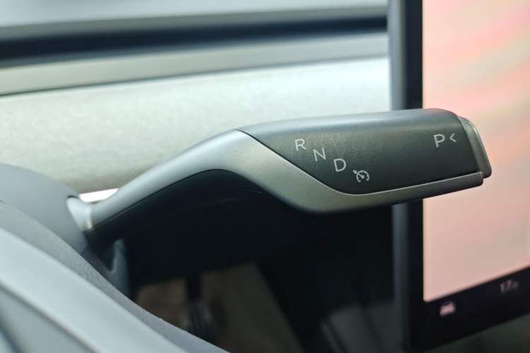 Used Tesla Model Y 2024 Rear-Wheel-Drive Version Gear Lever