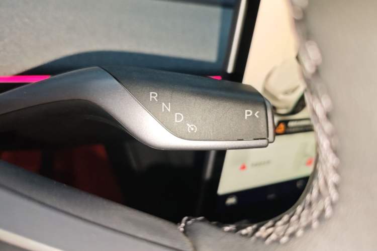 Used Tesla Model Y 2024 Rear-Wheel-Drive Version Gear Lever
