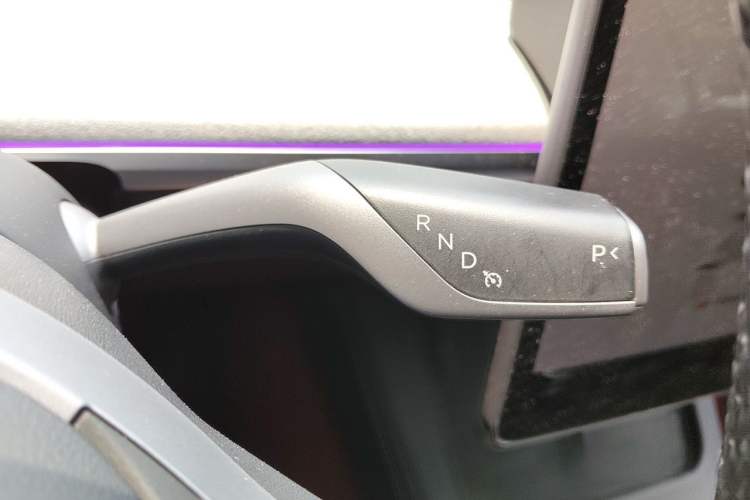 Used Tesla Model Y 2024 Rear-Wheel-Drive Version Gear Lever