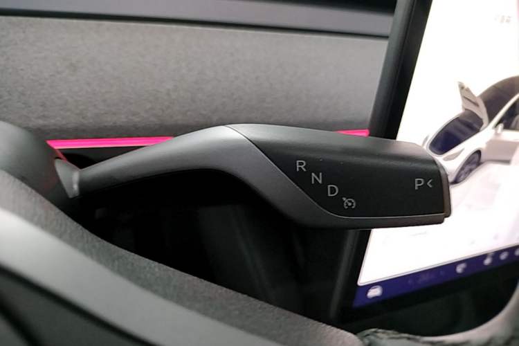 Used Tesla Model Y 2024 Long-Range All-Wheel-Drive Version Gear Lever