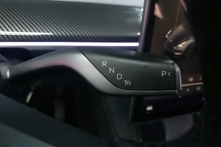 Used Tesla Model Y 2024 Rear-Wheel-Drive Version Gear Lever