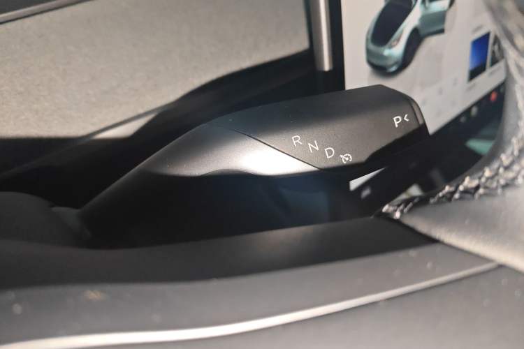 Used Tesla Model Y 2024 Rear-Wheel-Drive Version Gear Lever