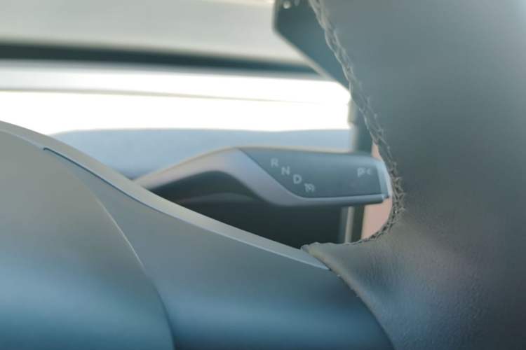 Used Tesla Model Y 2024 Rear-Wheel-Drive Version Gear Lever