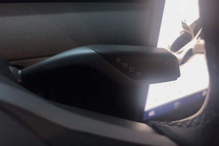 Used Tesla Model Y 2024 Rear-Wheel-Drive Version Gear Lever