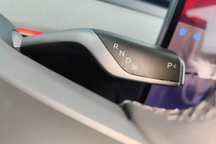Used Tesla Model Y 2024 Rear-Wheel-Drive Version Gear Lever