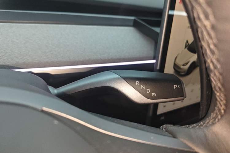Used Tesla Model Y 2024 Rear-Wheel-Drive Version Gear Lever