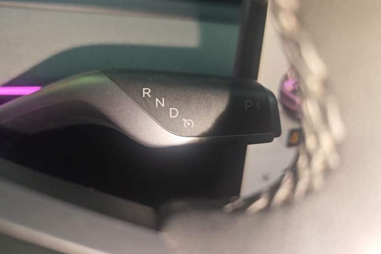 Used Tesla Model Y 2024 Rear-Wheel-Drive Version Gear Lever