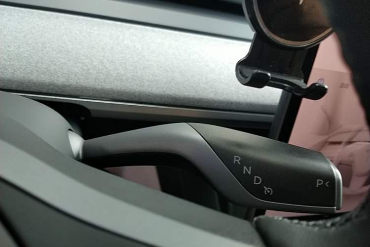 Used Tesla Model Y 2024 Rear-Wheel-Drive Version Gear Lever