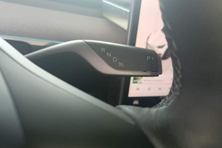 Used Tesla Model Y 2024 Rear-Wheel-Drive Version Gear Lever