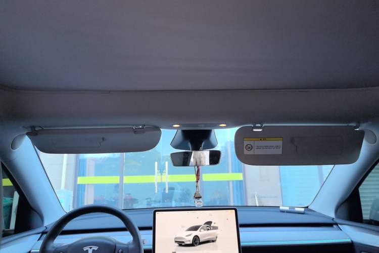 Used Tesla Model Y 2024 Rear-Wheel-Drive Version Headliner