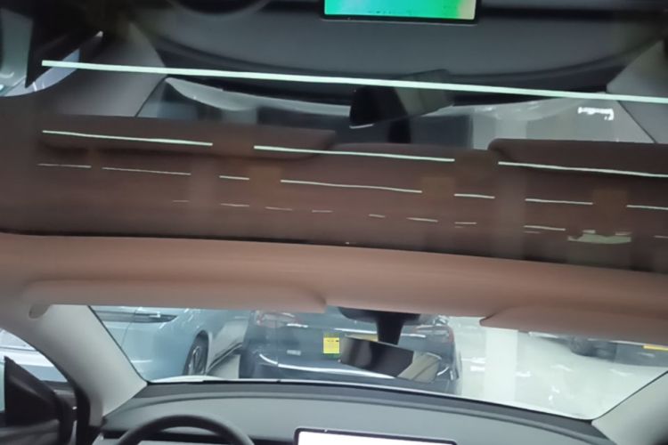 Used Tesla Model Y 2024 Rear-Wheel-Drive Version Headliner
