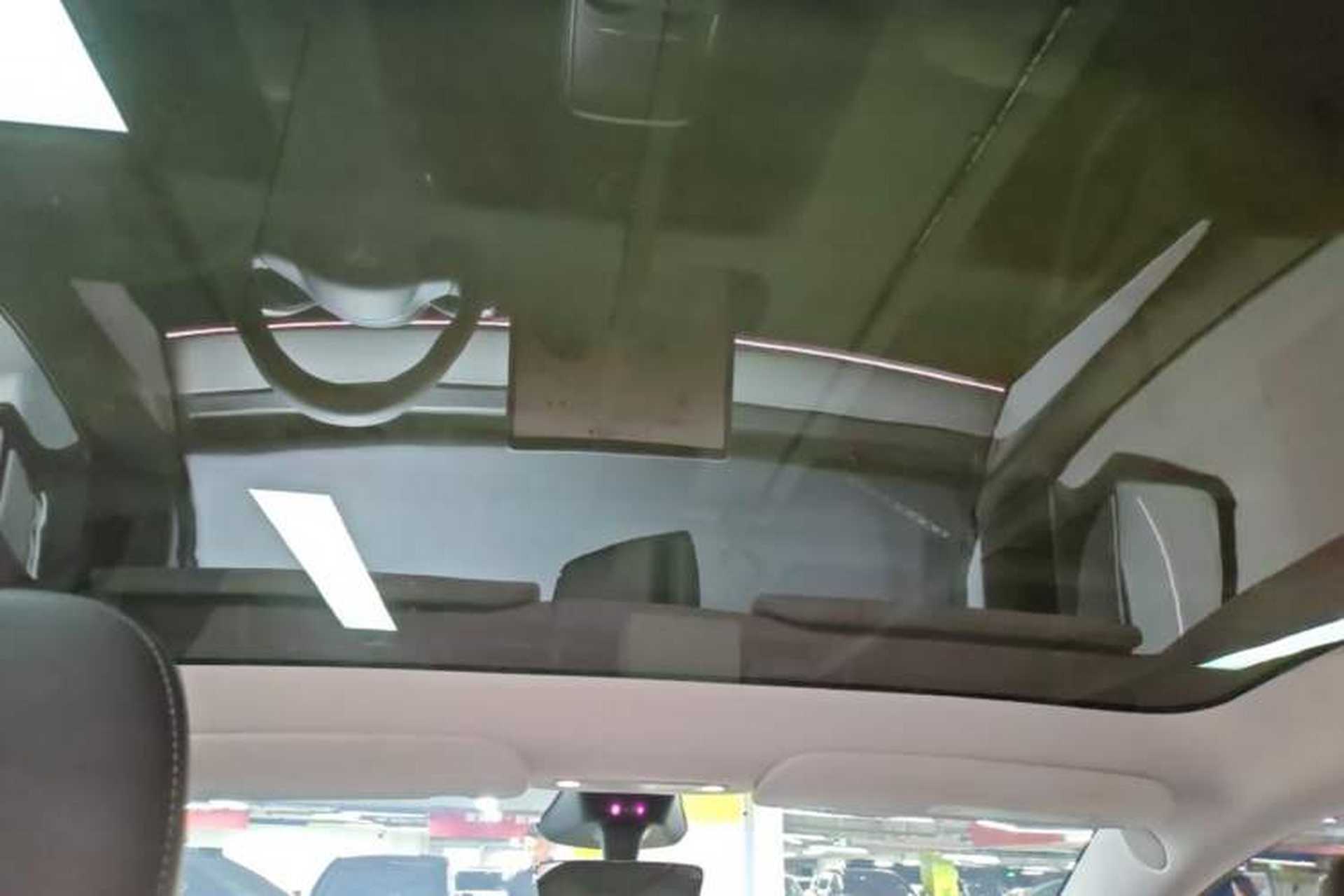Used Tesla Model Y 2024 Rear-Wheel-Drive Version Headliner