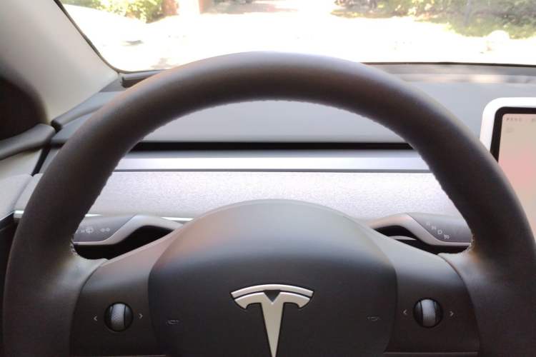 Used Tesla Model Y 2024 Long-Range All-Wheel-Drive Version Instrument Cluster