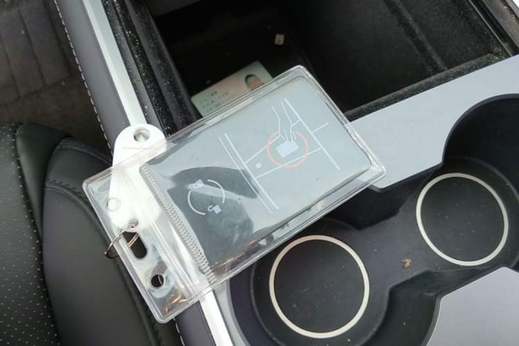 Used Tesla Model Y 2024 Rear-Wheel-Drive Version Interior 1
