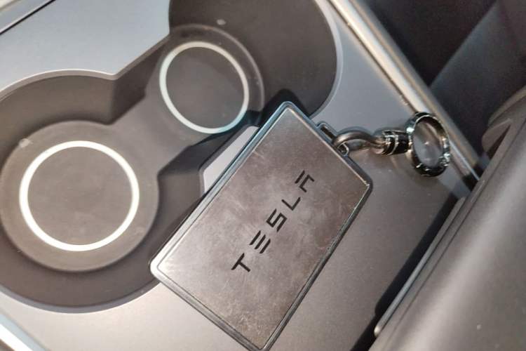 Used Tesla Model Y 2024 Rear-Wheel-Drive Version Interior 1