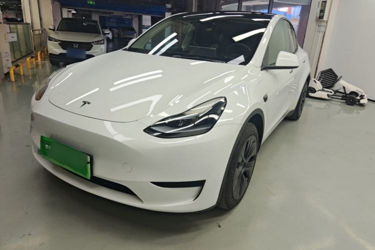 Tesla Model Y 2024 Rear-Wheel-Drive Version