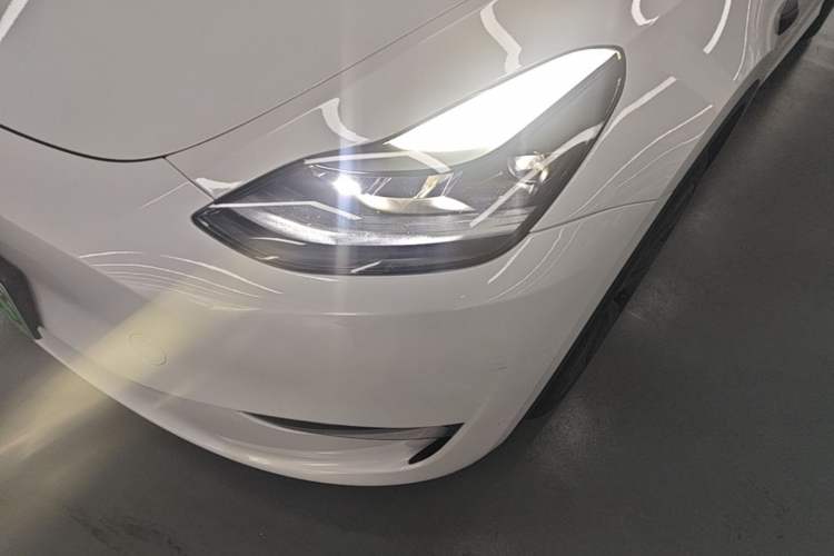 Used Tesla Model Y 2024 Long-Range All-Wheel-Drive Version Left Front Headlight