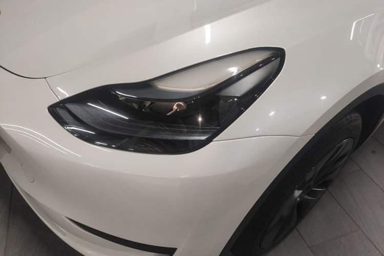 Used Tesla Model Y 2024 Rear-Wheel-Drive Version Left Front Headlight