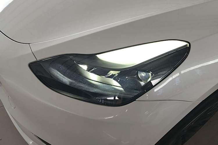 Used Tesla Model Y 2024 Rear-Wheel-Drive Version Left Front Headlight