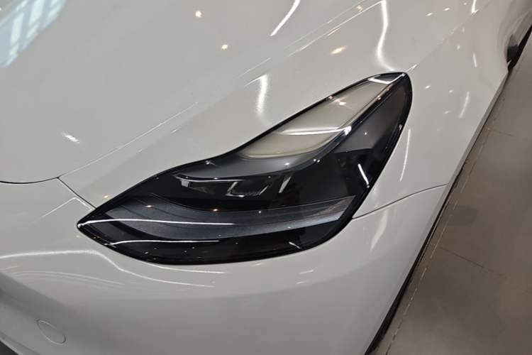Used Tesla Model Y 2024 Rear-Wheel-Drive Version Left Front Headlight