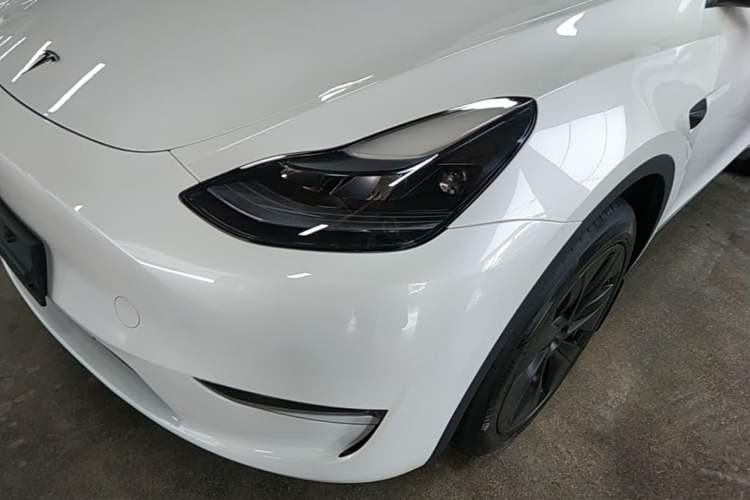 Used Tesla Model Y 2024 Long-Range All-Wheel-Drive Version Left Front Headlight