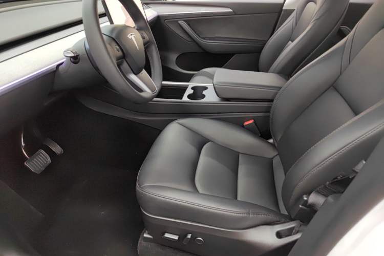 Used Tesla Model Y 2024 Rear-Wheel-Drive Version Left Front Seat