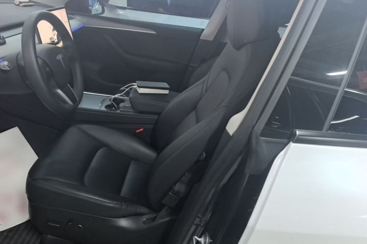 Used Tesla Model Y 2024 Rear-Wheel-Drive Version Left Front Seat