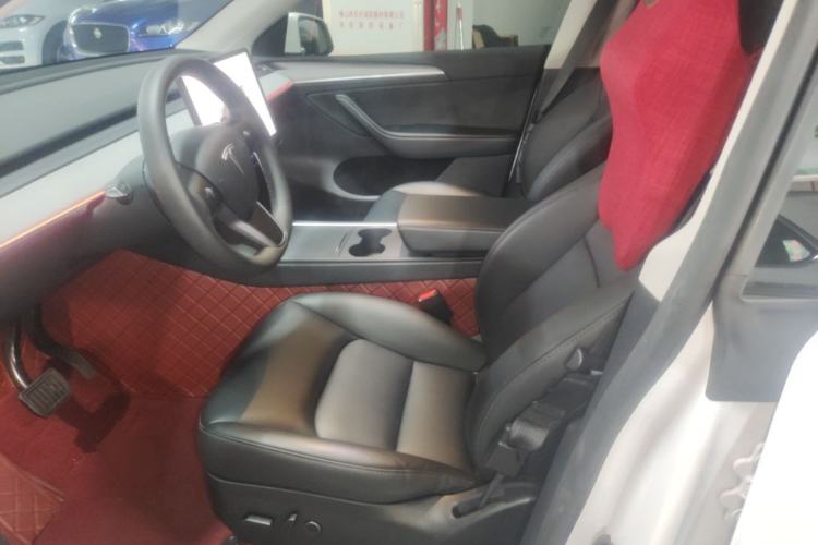 Used Tesla Model Y 2024 Rear-Wheel-Drive Version Left Front Seat