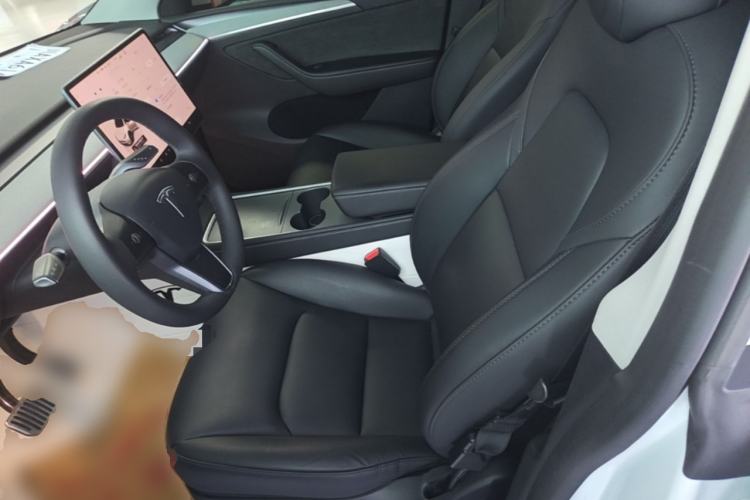 Used Tesla Model Y 2024 Rear-Wheel-Drive Version Left Front Seat