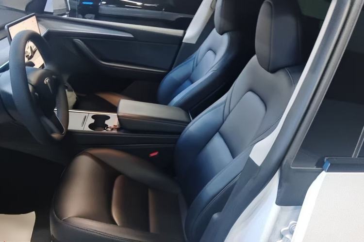 Used Tesla Model Y 2024 Rear-Wheel-Drive Version Left Front Seat