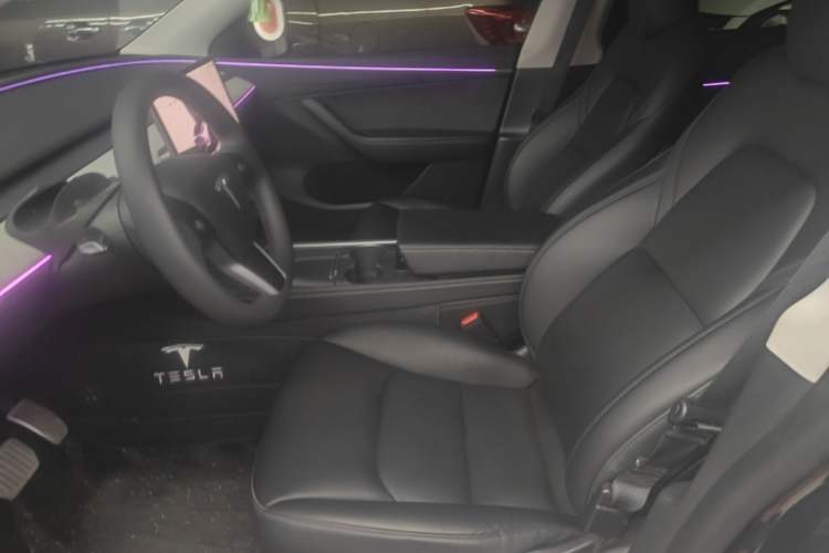 Used Tesla Model Y 2024 Rear-Wheel-Drive Version Left Front Seat