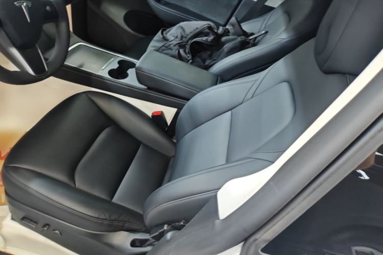 Used Tesla Model Y 2024 Rear-Wheel-Drive Version Left Front Seat