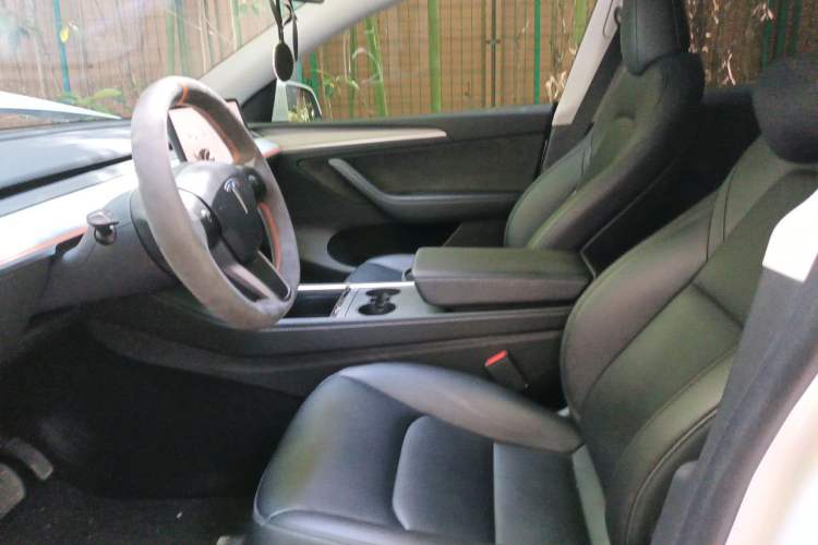Used Tesla Model Y 2024 Rear-Wheel-Drive Version Left Front Seat