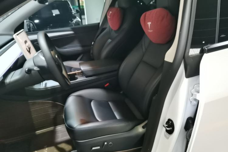 Used Tesla Model Y 2024 Rear-Wheel-Drive Version Left Front Seat
