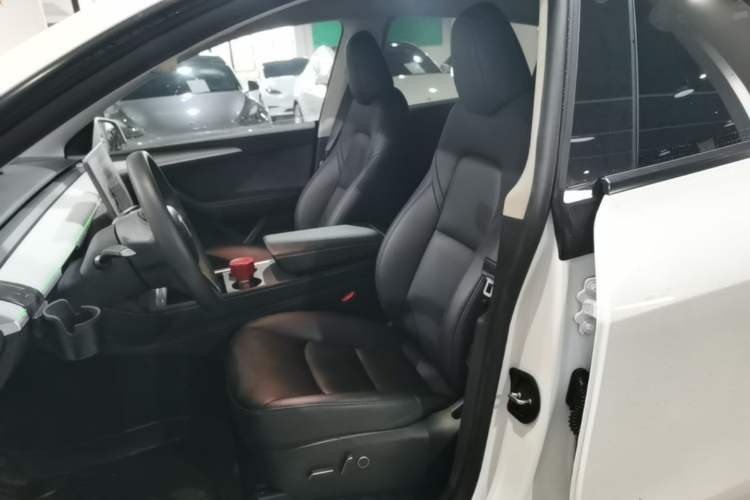Used Tesla Model Y 2024 Rear-Wheel-Drive Version Left Front Seat