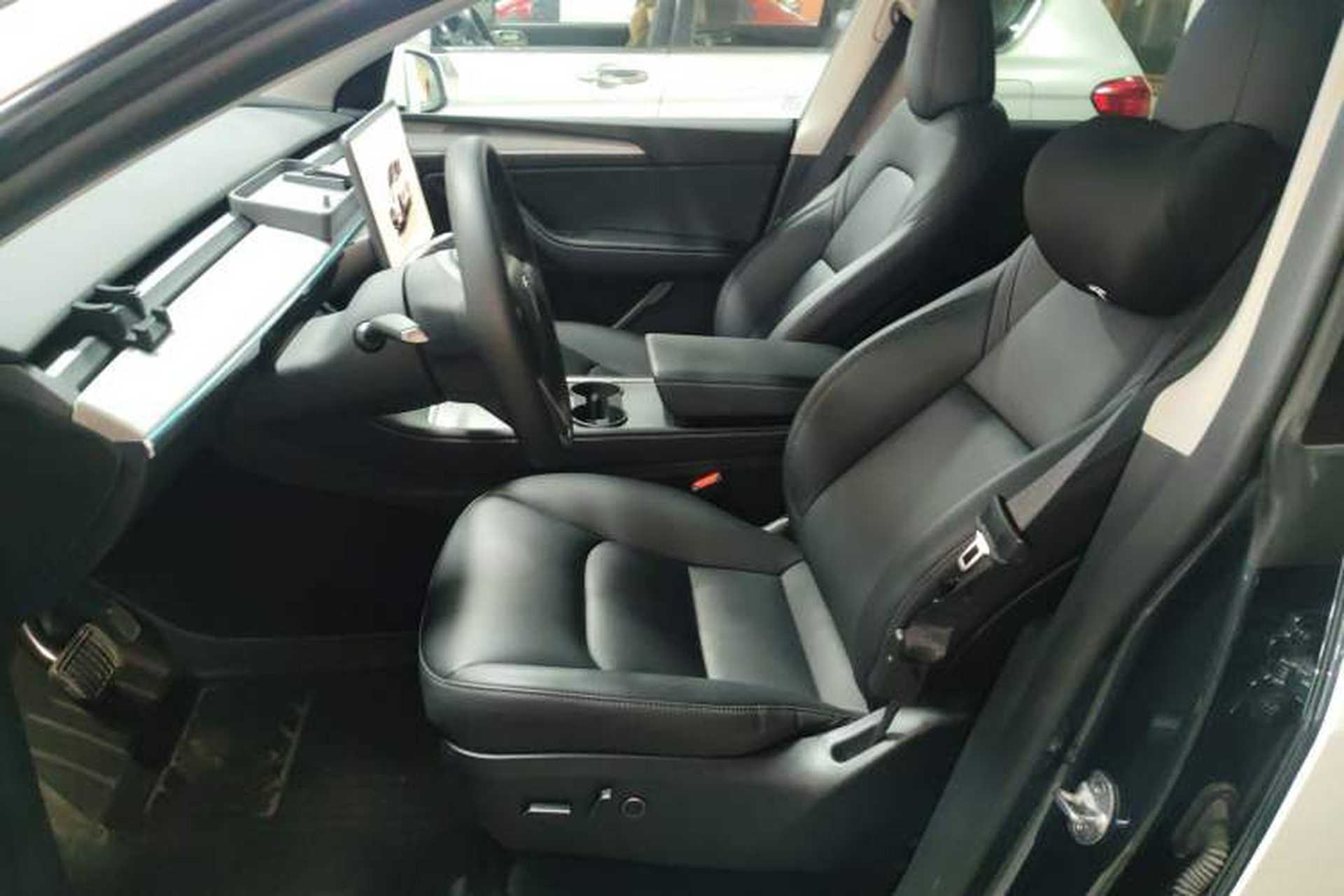 Used Tesla Model Y 2024 Rear-Wheel-Drive Version Left Front Seat