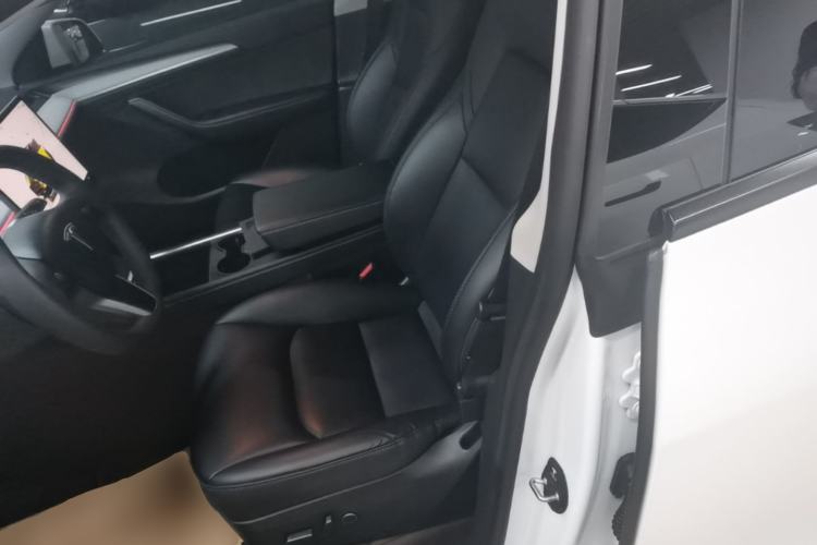 Used Tesla Model Y 2024 Rear-Wheel-Drive Version Left Front Seat