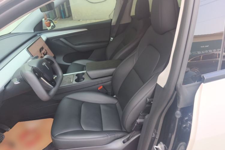 Used Tesla Model Y 2024 Rear-Wheel-Drive Version Left Front Seat