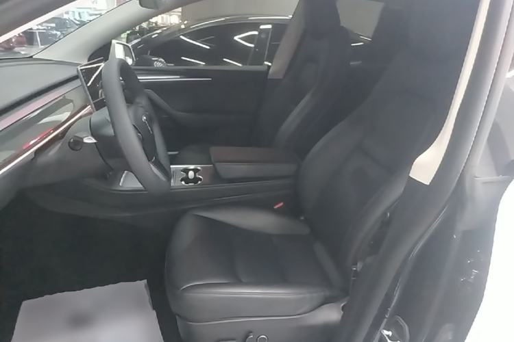 Used Tesla Model Y 2024 Rear-Wheel-Drive Version Left Front Seat